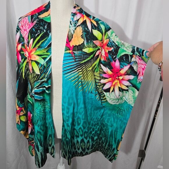 Chicos Tropical-Print Ruana Wrap Size Small/medium - Picture 2 of 10